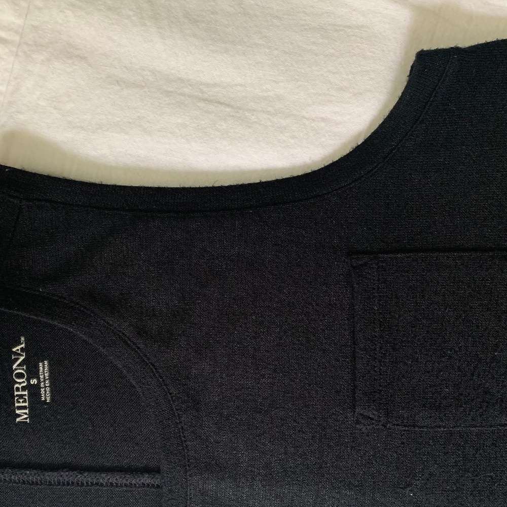 Women's Sleeveless Crewneck Tank Top